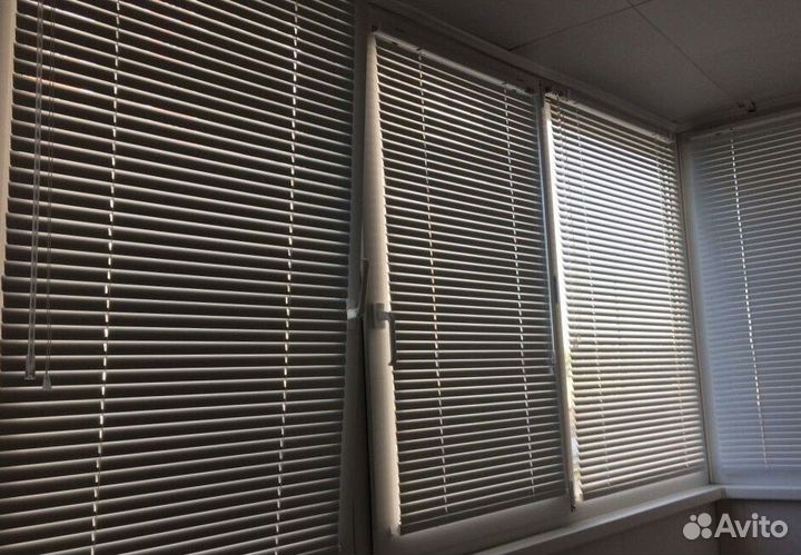 Горизонтальные жалюзи B7191-C4526