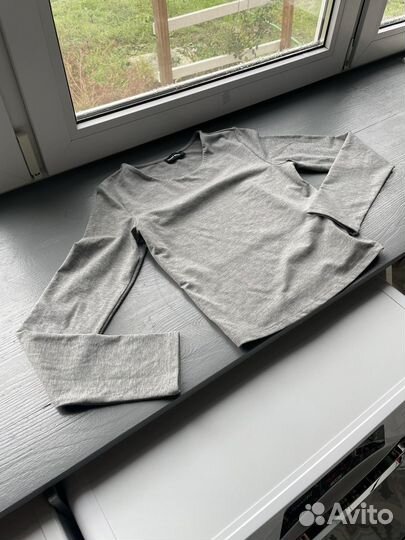 Лонгслив укороченый фирменный (M)