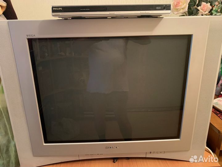 Продается телевизор, CD проигрыватель