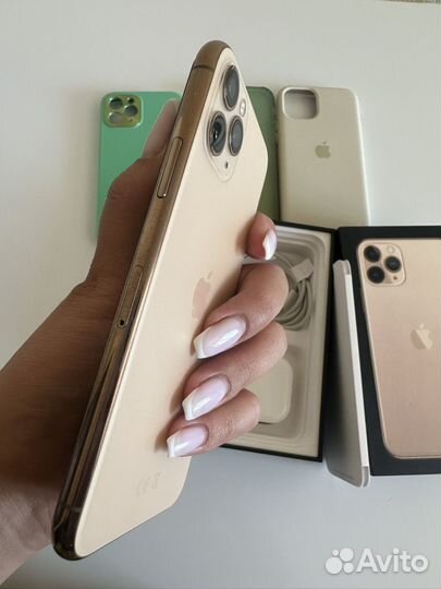 Телефон iPhone 11 про