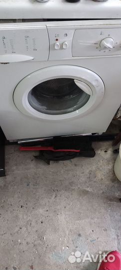 Стиральная машина indesit