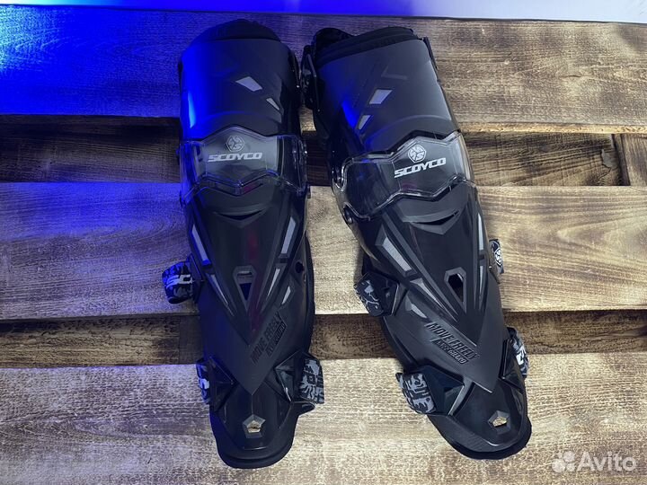 Защита колена scoyco K-12