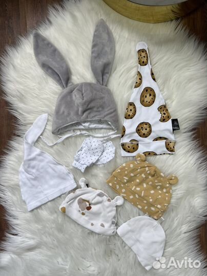 Шапочки и антицарапки на новорождённого