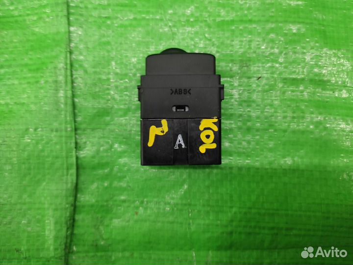 Кнопка освещения панели приборов Renault Koleos
