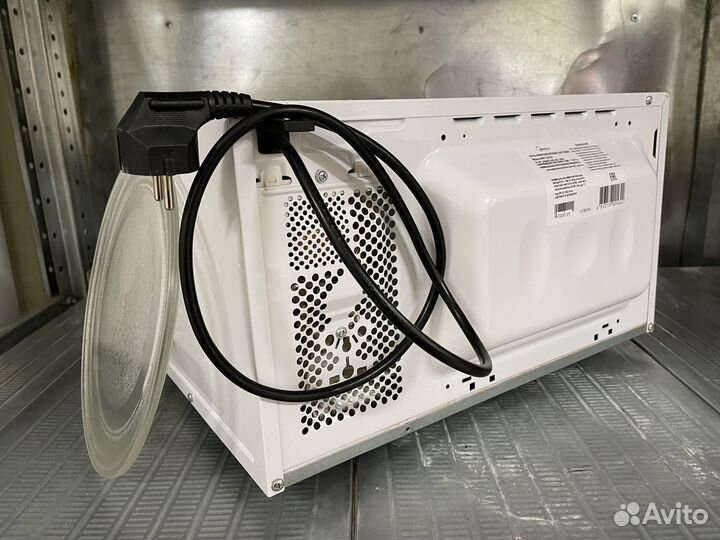 Микроволновая печь Midea