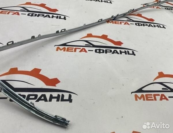 Молдинг решетки радиатора Citroen Ds3 хэтчбек