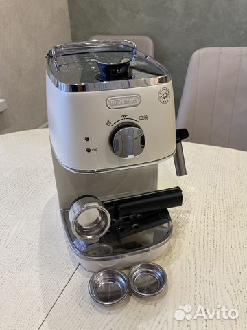 Кофеварка рожковая delonghi ECI 341W
