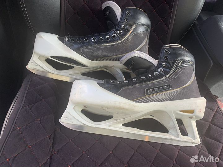 Вратарские коньки bauer