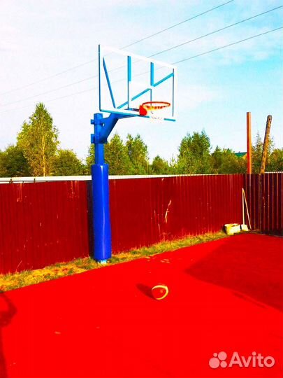 Спортивная площадка для взрослых и детей