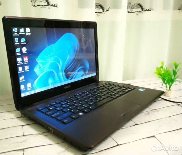 Ноутбук Asus core i3