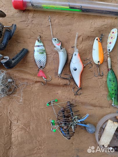 Рыболовные принадлежности бу