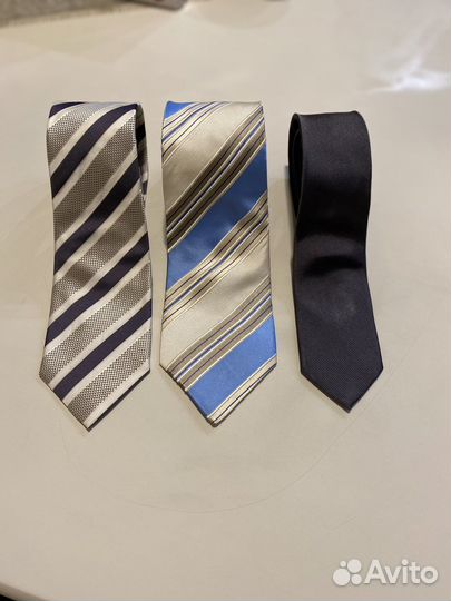 Hugo Boss галстук