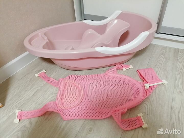 Ванночка для купания с горкой