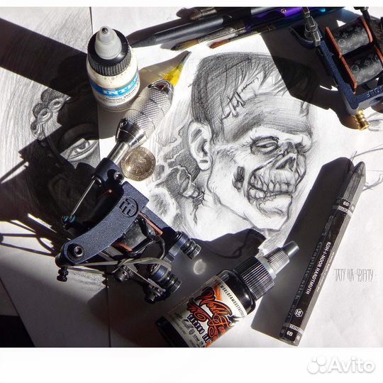 Мастер художественной татуировки