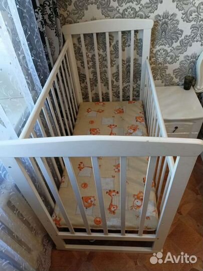 Детская кроватка
