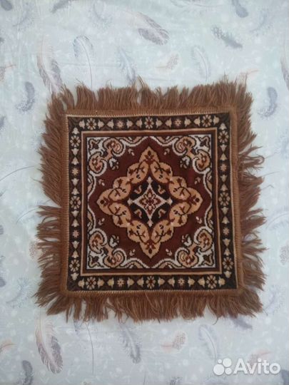 Декоративная наволочка для диванной подушки