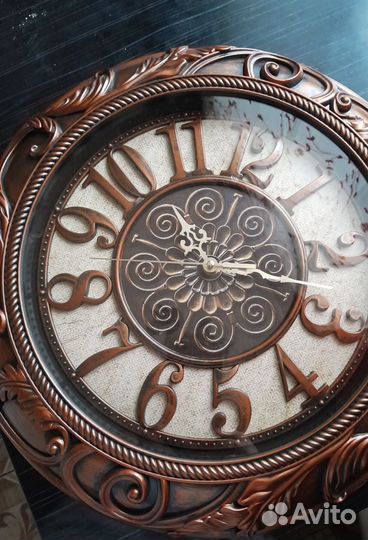 Часы 40 см