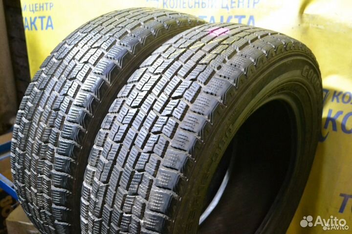 Goodyear Ice Navi Zea 215/65 R16