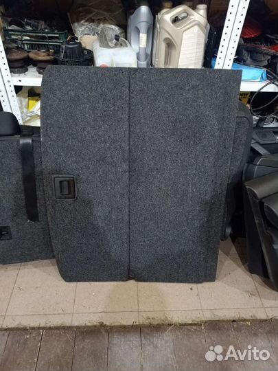 5n0858855a пол багажника Tiguan 1