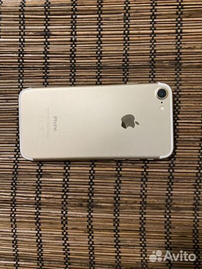 iPhone 7, 32 ГБ