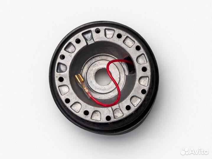 Переходник для установки спортивного руля Nissan