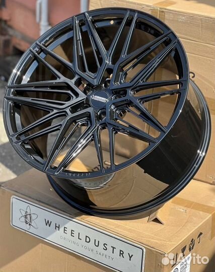 Кованые диски R21 для Vokswagen Touareg