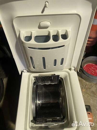 Стиральная машина с вертикальной загрузкой