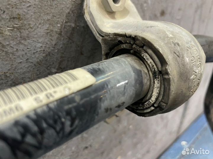 Стабилизатор передний Audi A3 8V