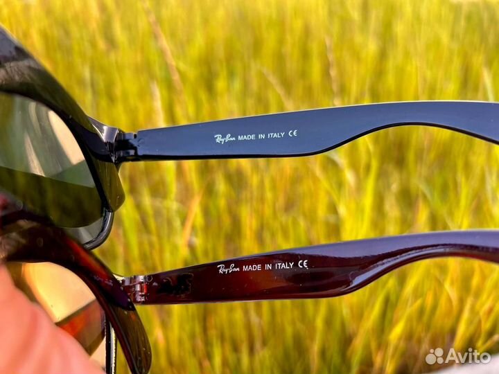 Солнцезащитные очки Ray Ban