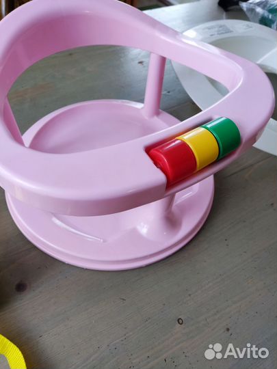 Стульчик для купания на присосках в ванную