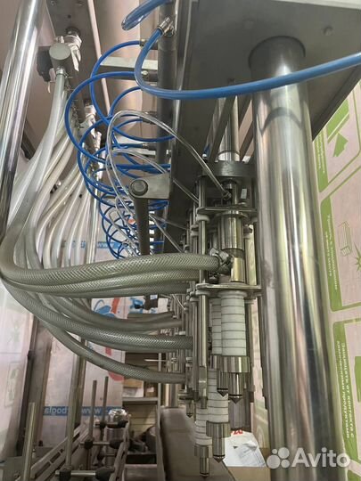 Линия розлива газ. воды (автомат 3000 б.ч.)