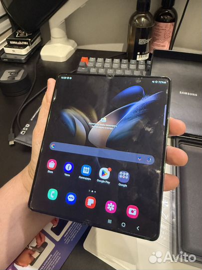 Samsung Galaxy Z Fold4, 12/256 ГБ