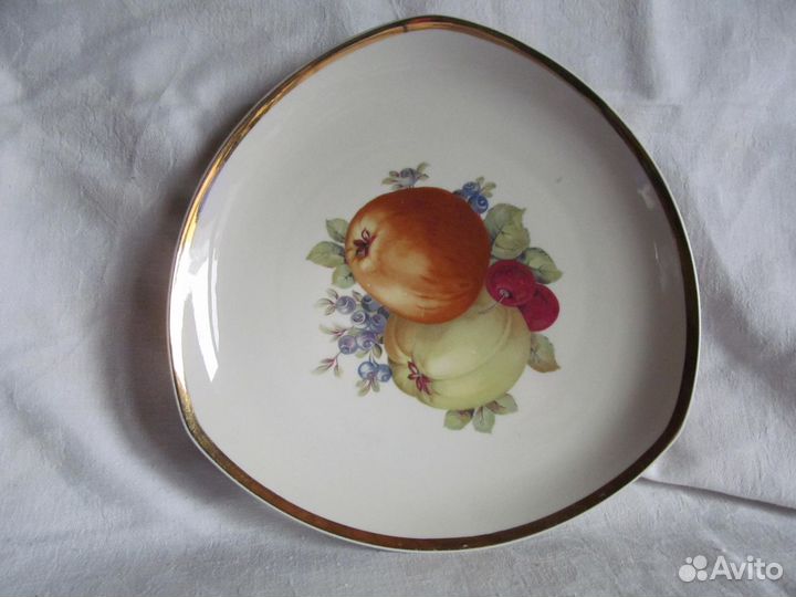 Тарелки антиквариат и винтаж