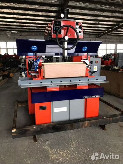 Станок обработки фаски клапана LD180 доставка