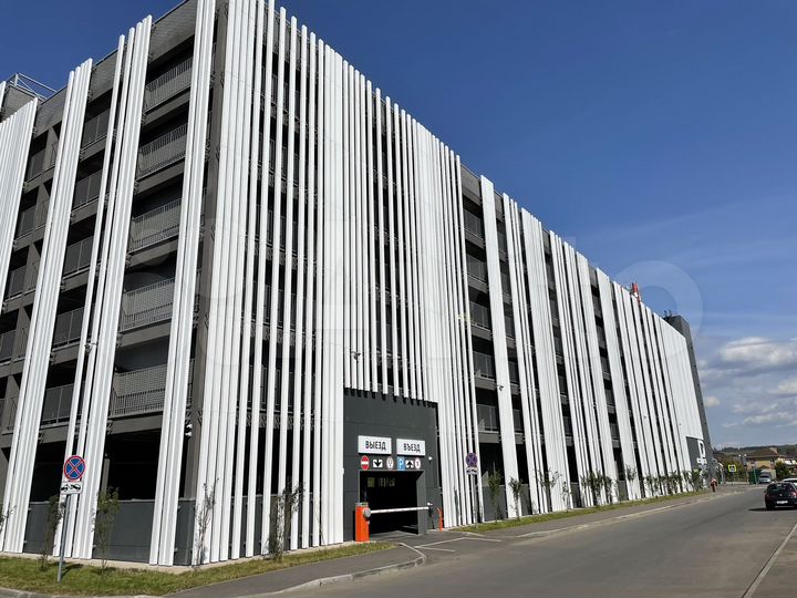 Машиноместо, 14 м²