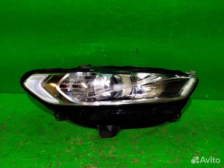 Фара правая Ford Mondeo 5 2014