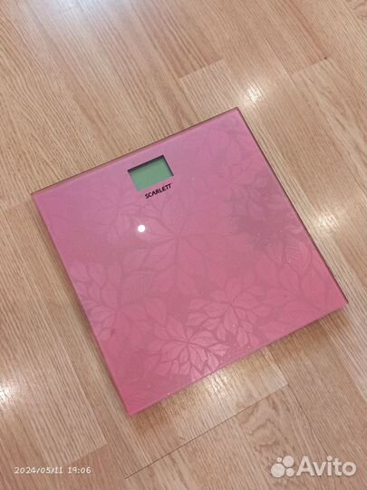 Весы напольные электронные