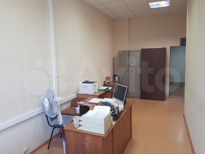 Офисный этаж, 1205 м²