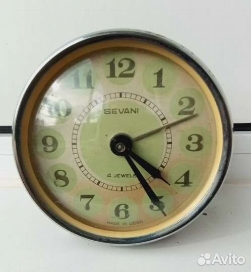 Часы настольные СССР разные
