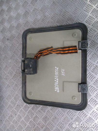 Крышка люка Volvo 3176408