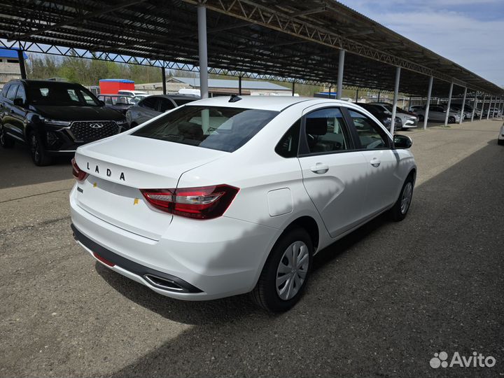 LADA Vesta 1.8 CVT, 2024, 4 км