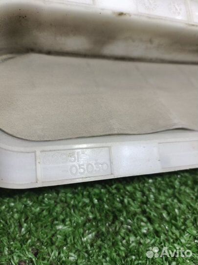 Воздушный клапан кузова задний левый Toyota