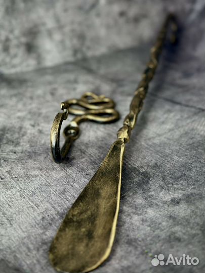 Кованая ложка для обуви