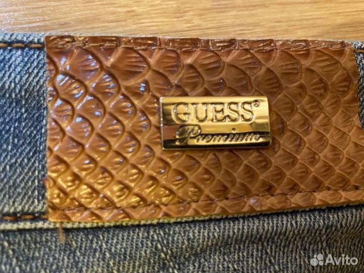 Продам джинсы Guess