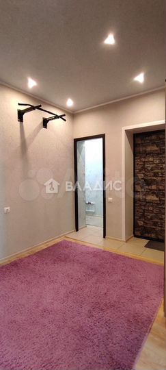 2-к. квартира, 53 м², 2/3 эт.