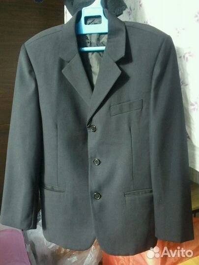 Пиджак и жилеты рр 122-128 (1-2 класс)