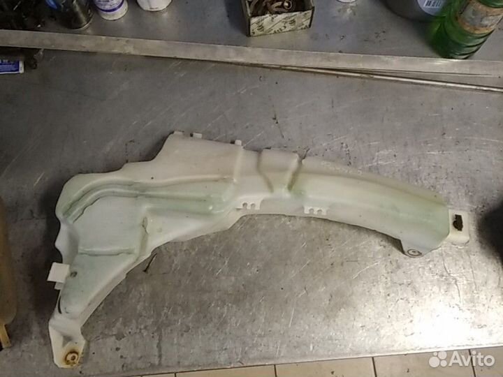 Бачок омывателя ford focus 2