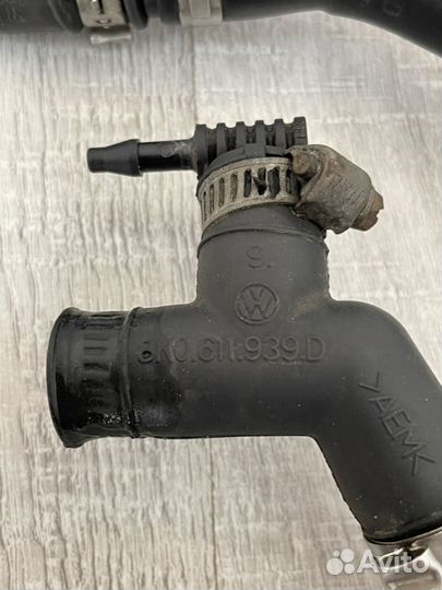 Трубка вакуумная Audi A5 2.0 2011