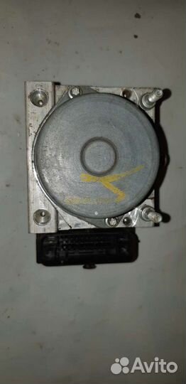 Блок ABS Renault Duster 2.0л 4wd