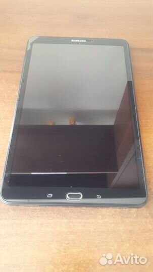 Планшет Samsung Galaxy Tab A SM-T585